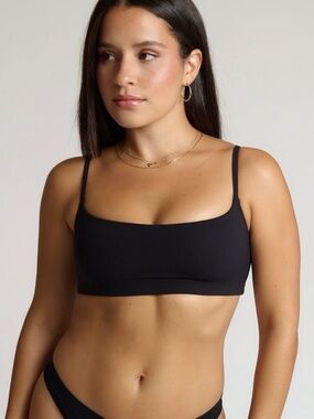 nuudii | NWT Perfect Cropped Cami Black